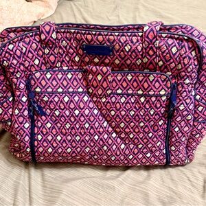Vera Bradley Katalina Pink Diamonds Stroll Around Large Diaper Bag/Weekend Bag